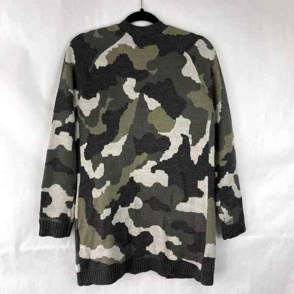 Camouflage Open Front Cardigan Sweater Green Size Small No Boundaries - Picture 6 of 6